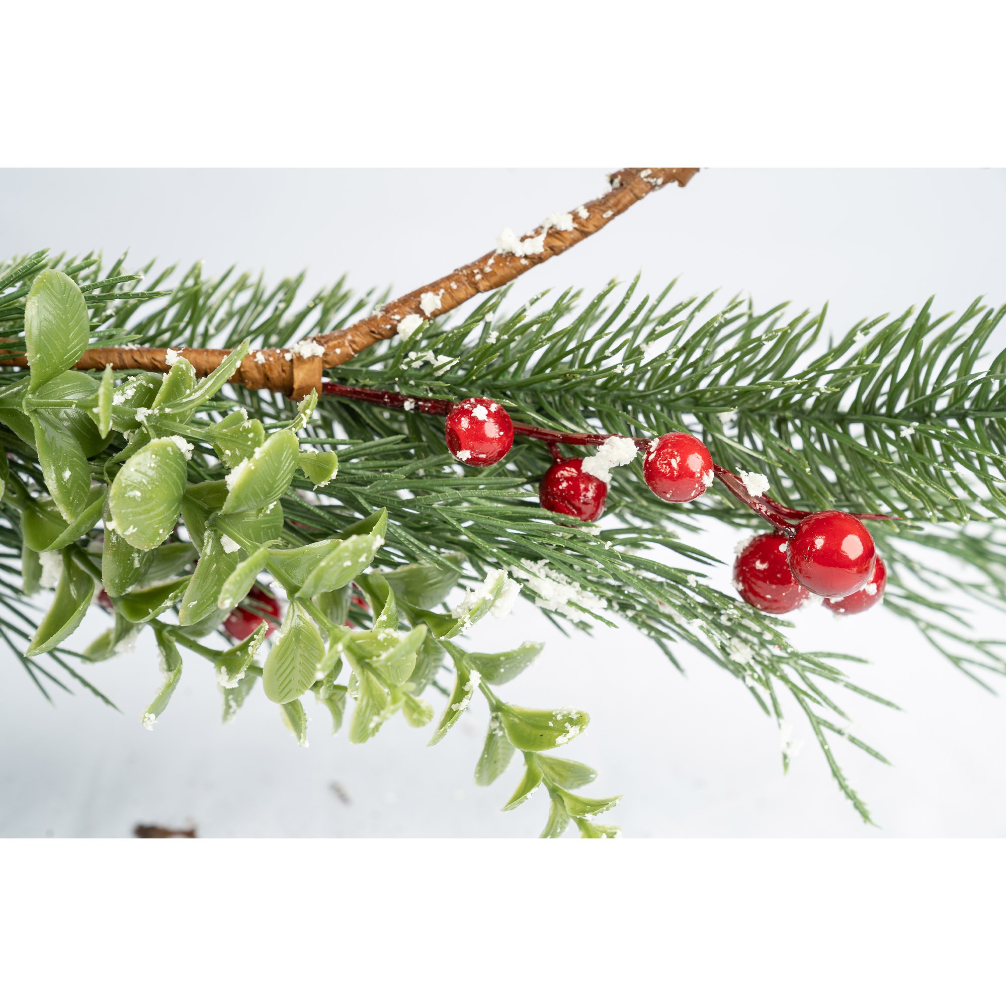 Giulia Grillo Natural Decorative Garland