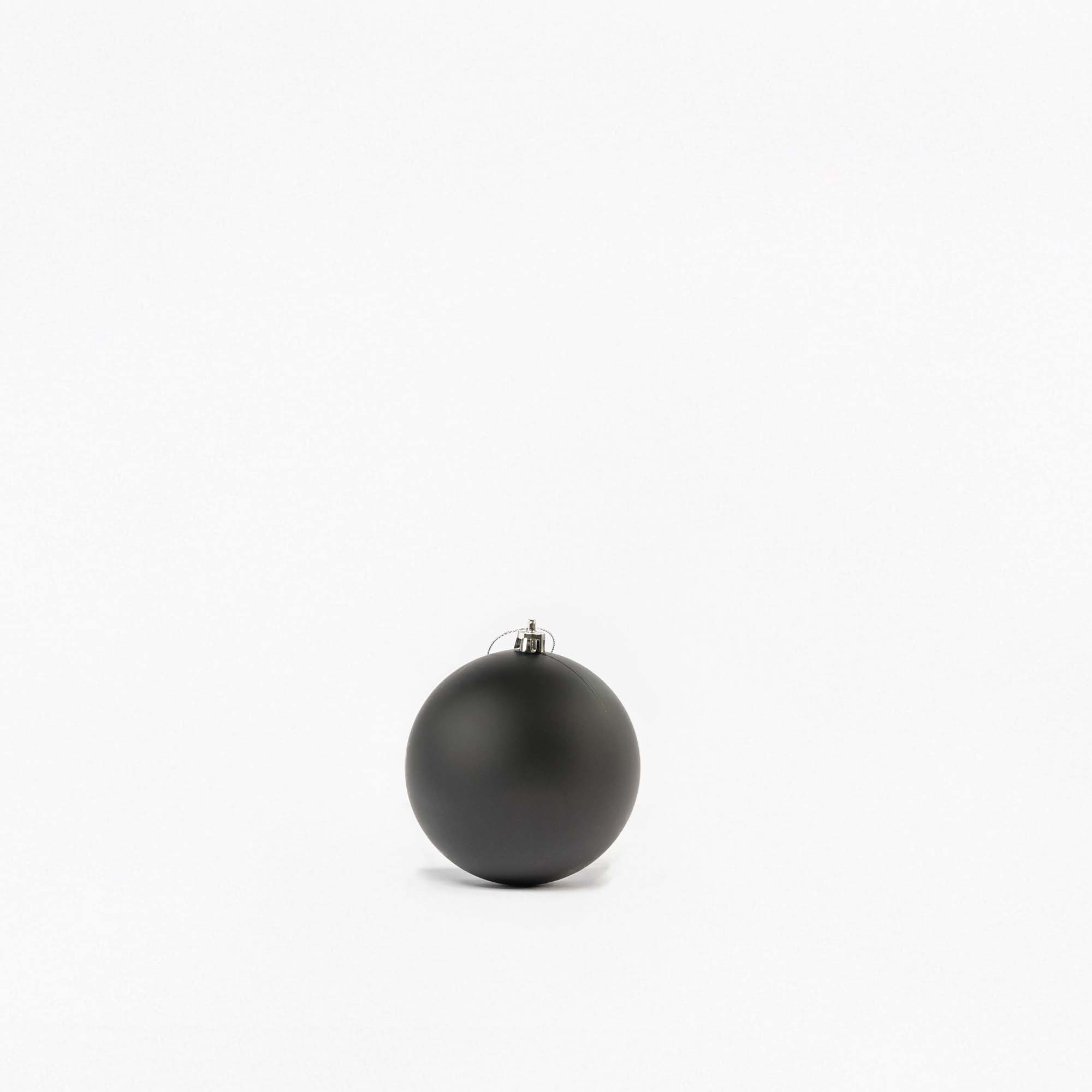 Giulia Grillo Matte Weihnachtskugeln „Schwarz Matt“ ⌀10cm, 4 Stück/Set