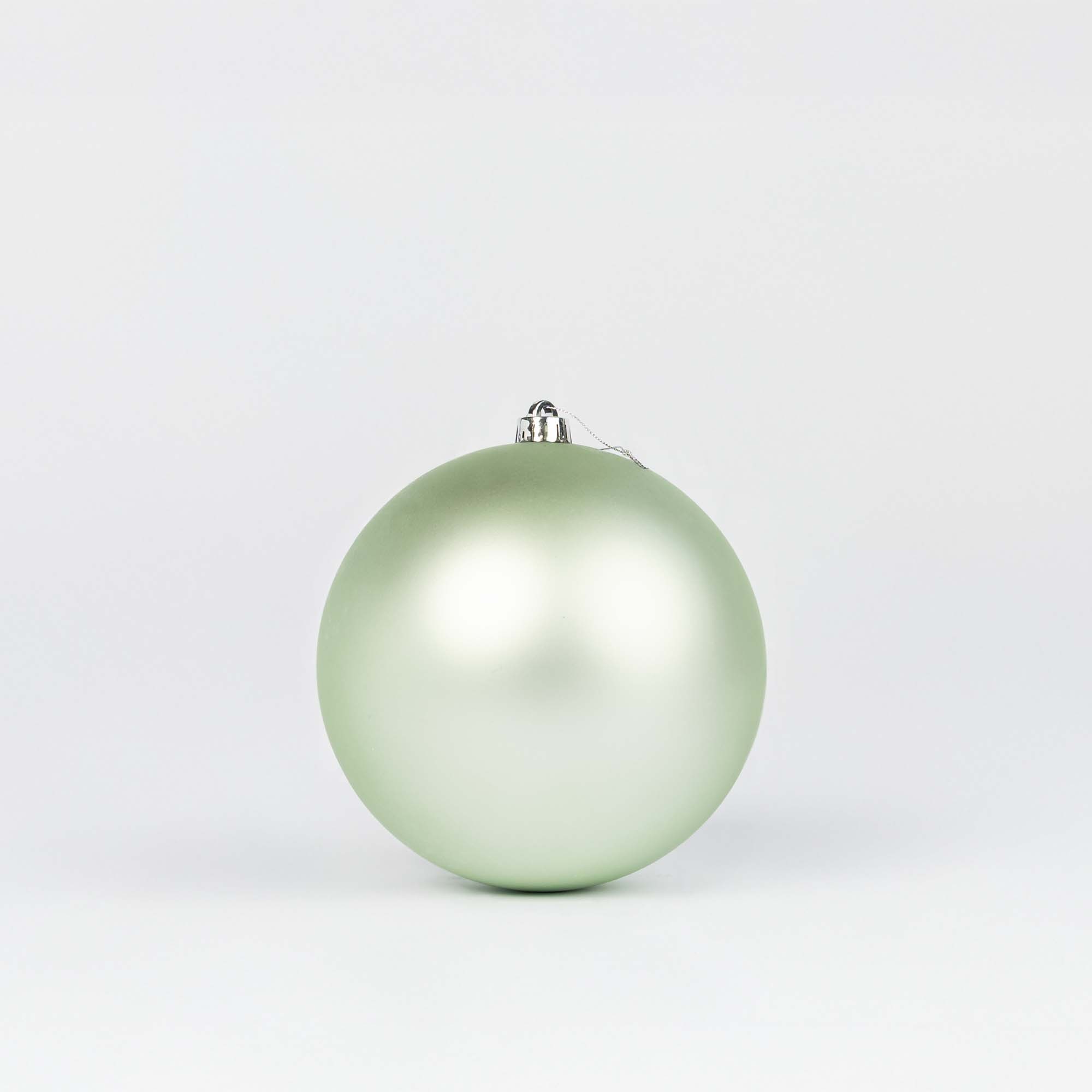 Giulia Grillo Matte Weihnachtskugeln „Hellgrün Matt“ ⌀20cm, 2er-Set