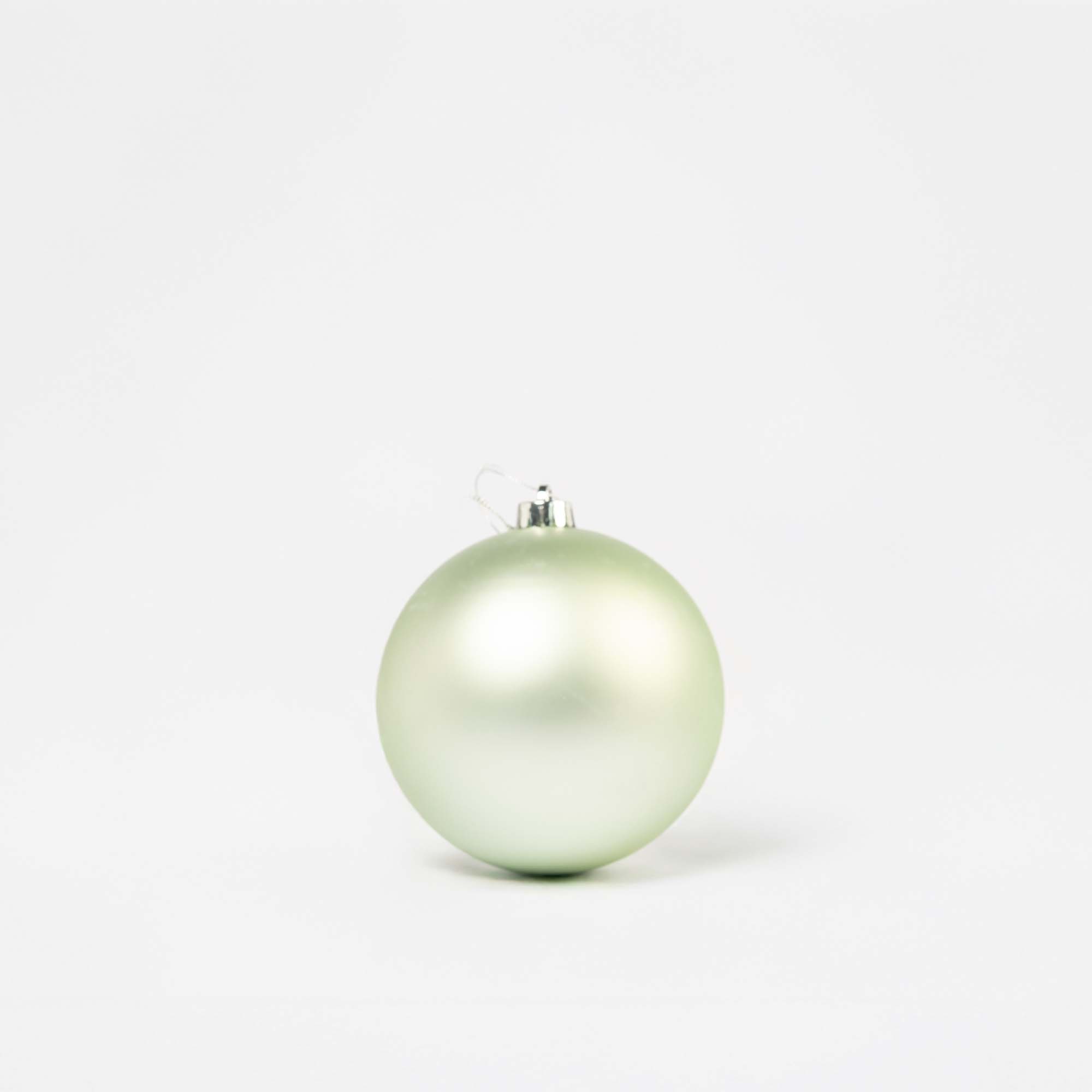 Giulia Grillo Matte Weihnachtskugeln „Hellgrün Matt“ ⌀15cm, 2er-Set