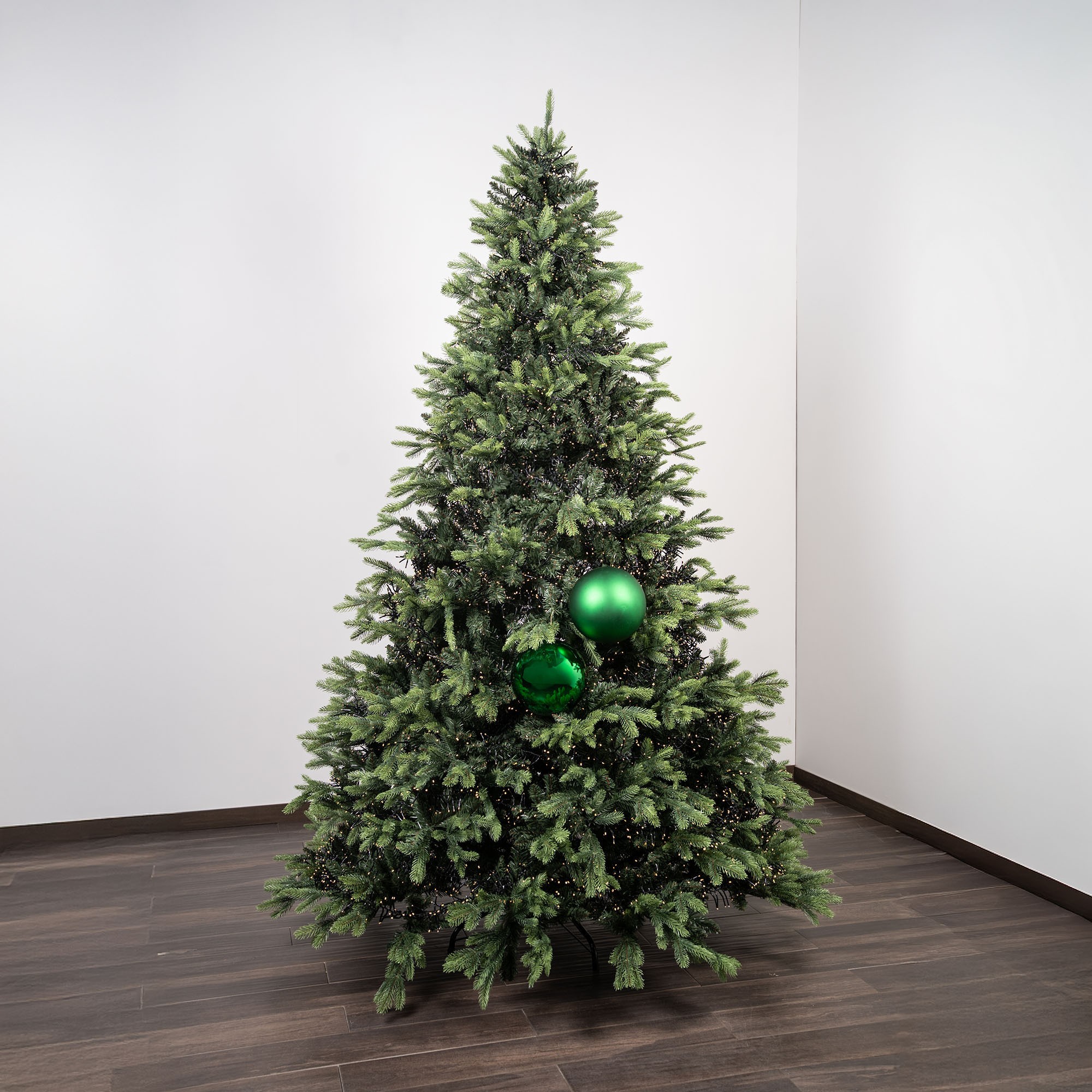 Giulia Grillo Green Christmas Baubles Mix (1 Shiny, 1 Matte) ⌀10cm, 2pcs/set