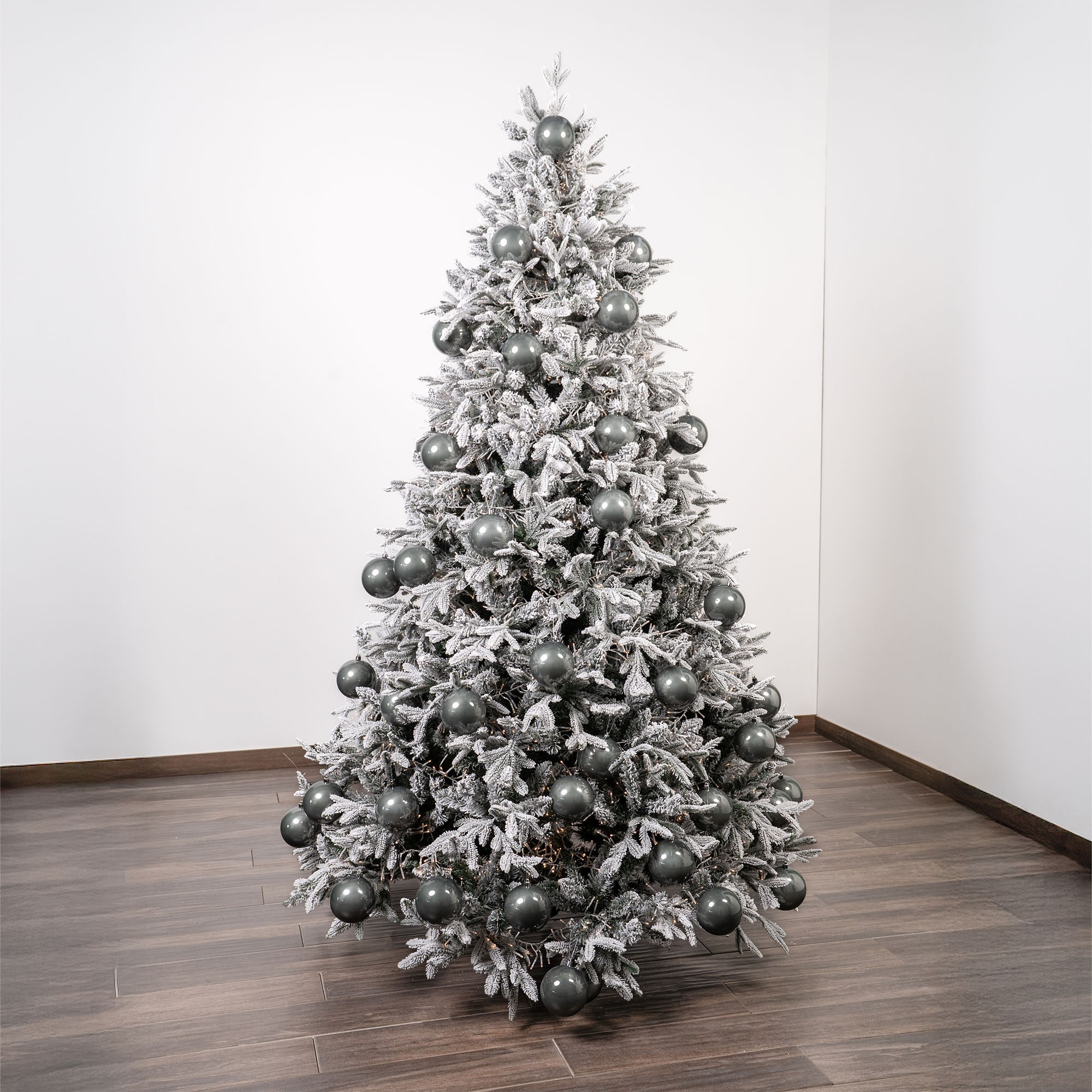 Giulia Grillo Perlglänzende Weihnachtskugeln „Perlhellblau“ ⌀10cm, 4er-Set