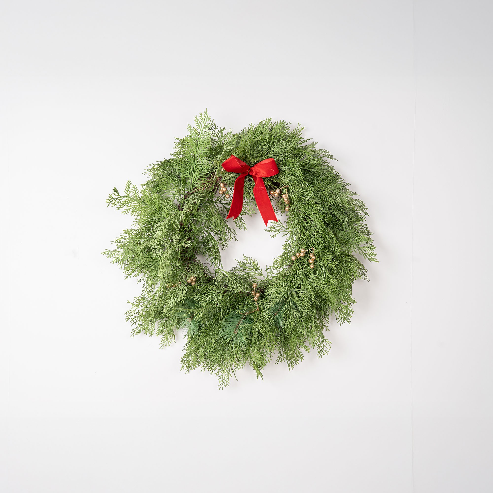 Giulia Grillo Green Wreath with Red Bow
