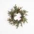 Couronne Verte avec des Pommes de Pin