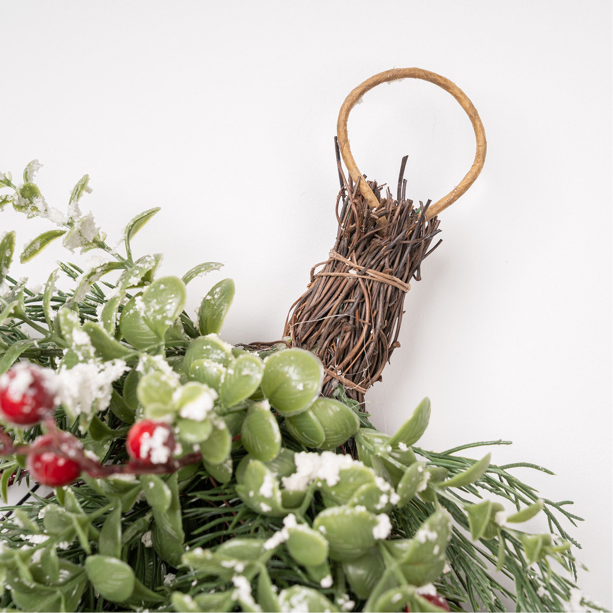 Giulia Grillo Branche Décorative Enneigée avec Effet Forestier