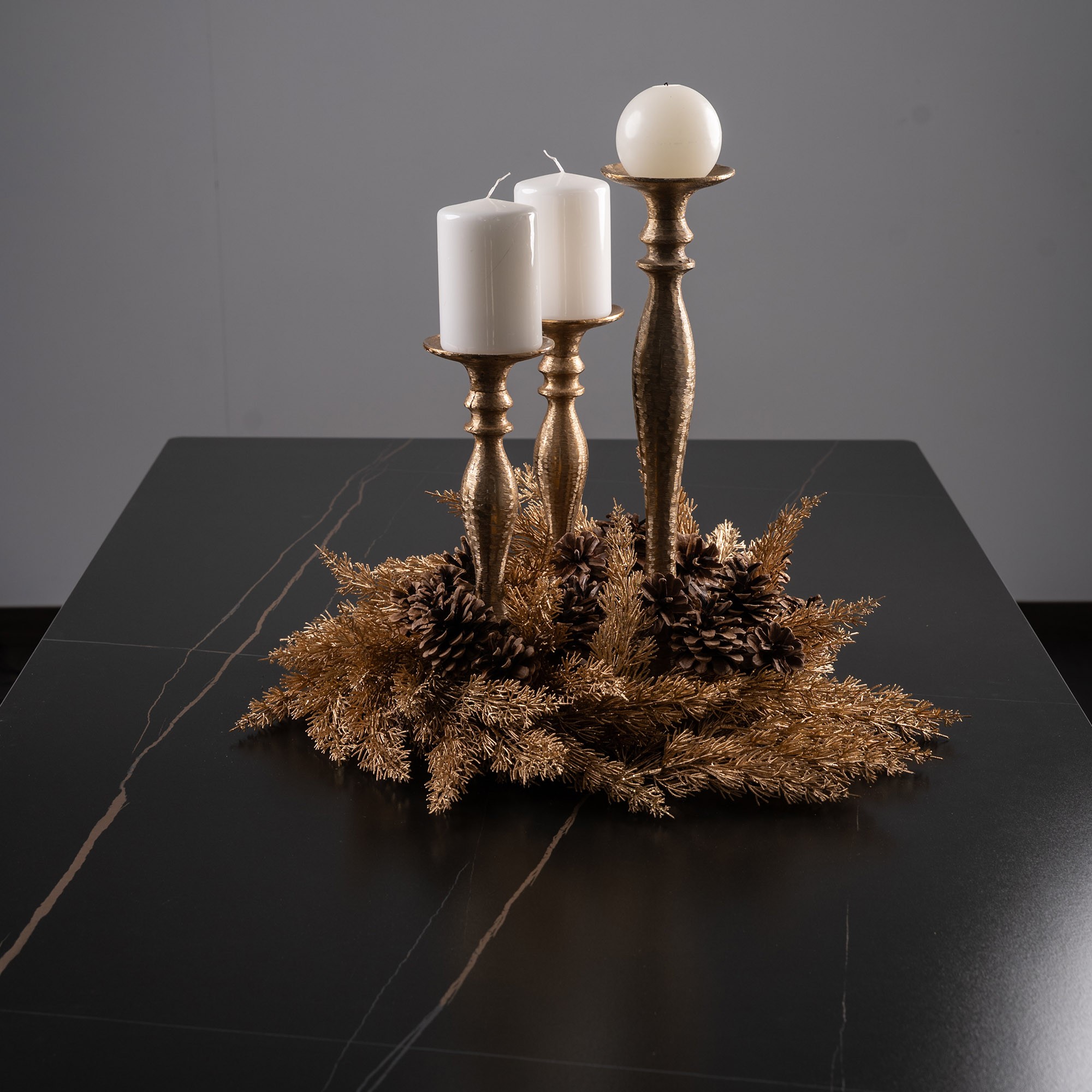 Giulia Grillo Goldene Glitzer-Pampas-Kranz