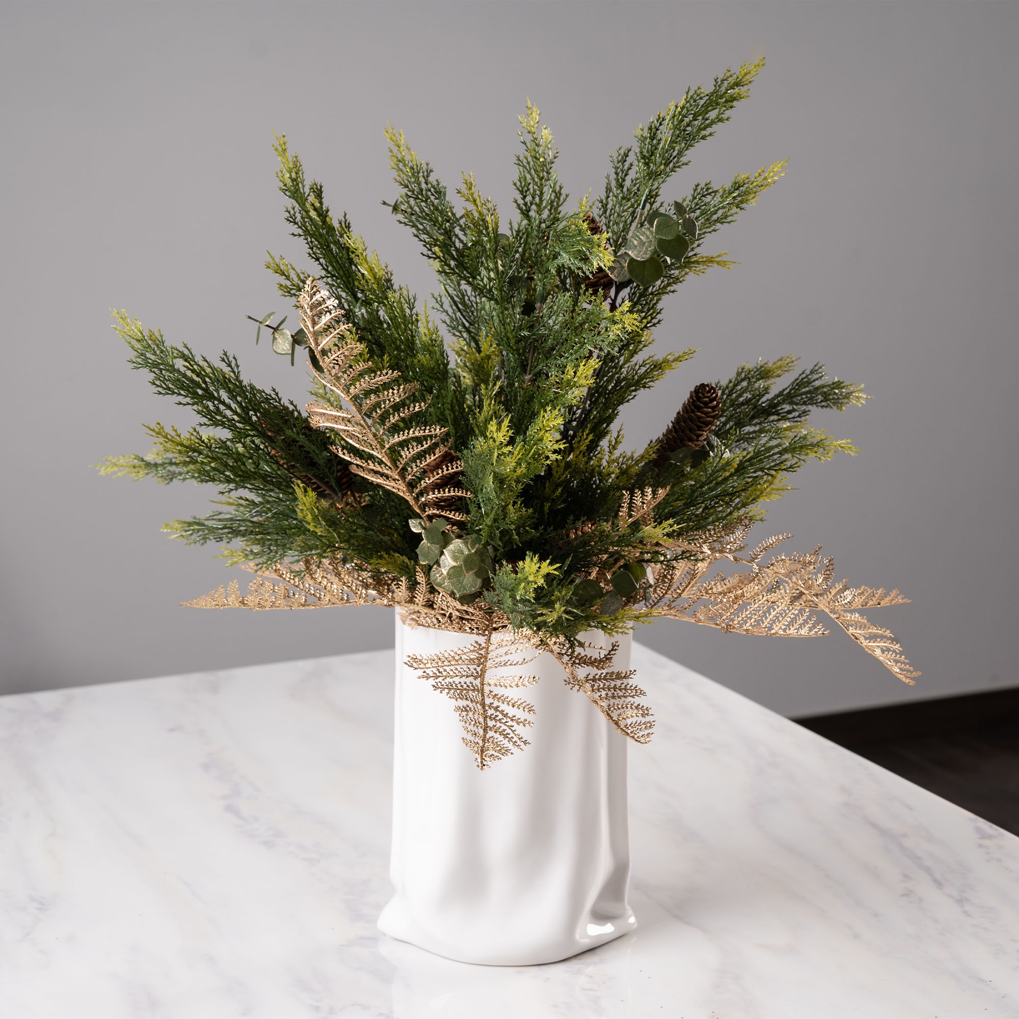 Giulia Grillo Vase design White emotions