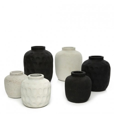 Trendy Terracotta Vase Black S