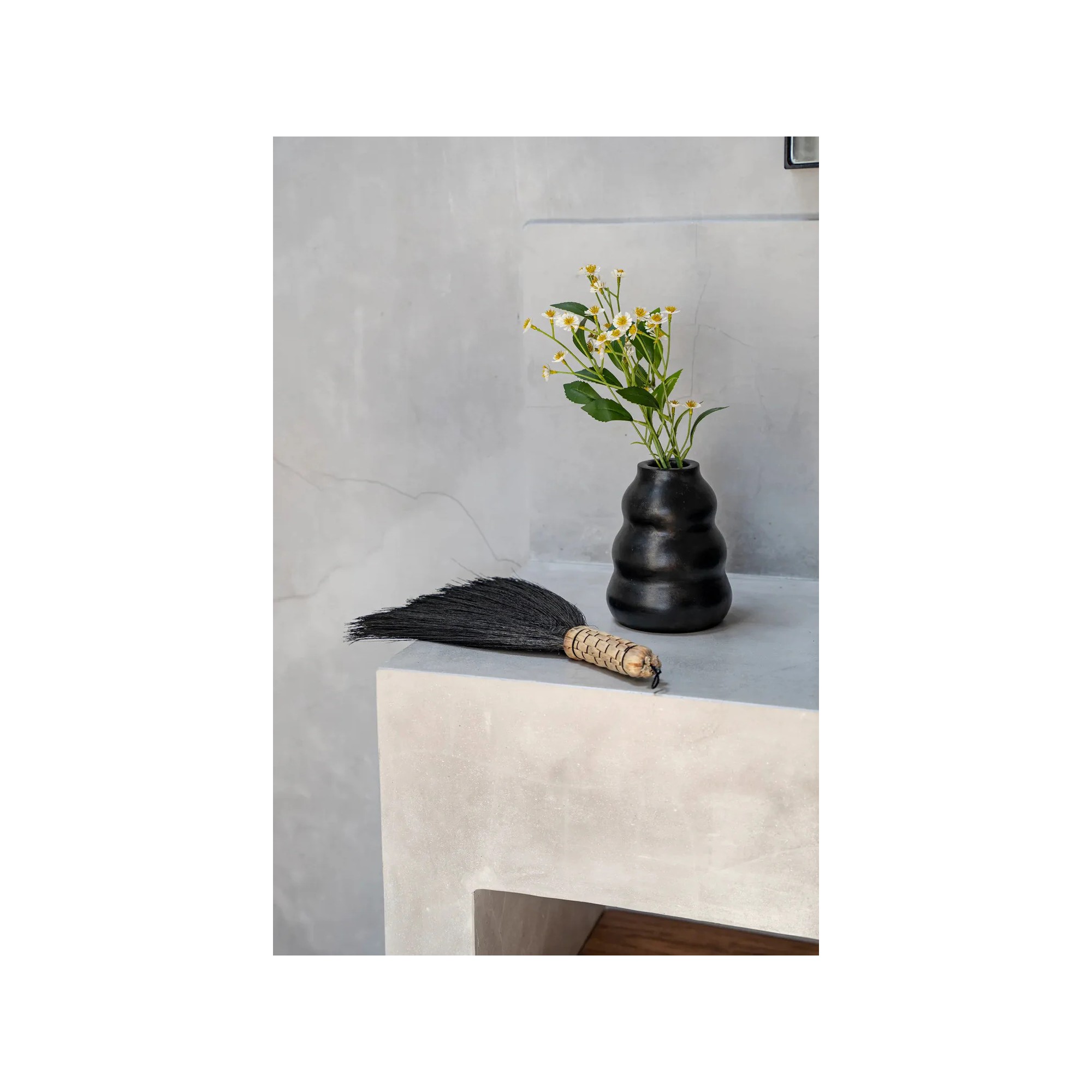 Giulia Grillo Vase Burneed