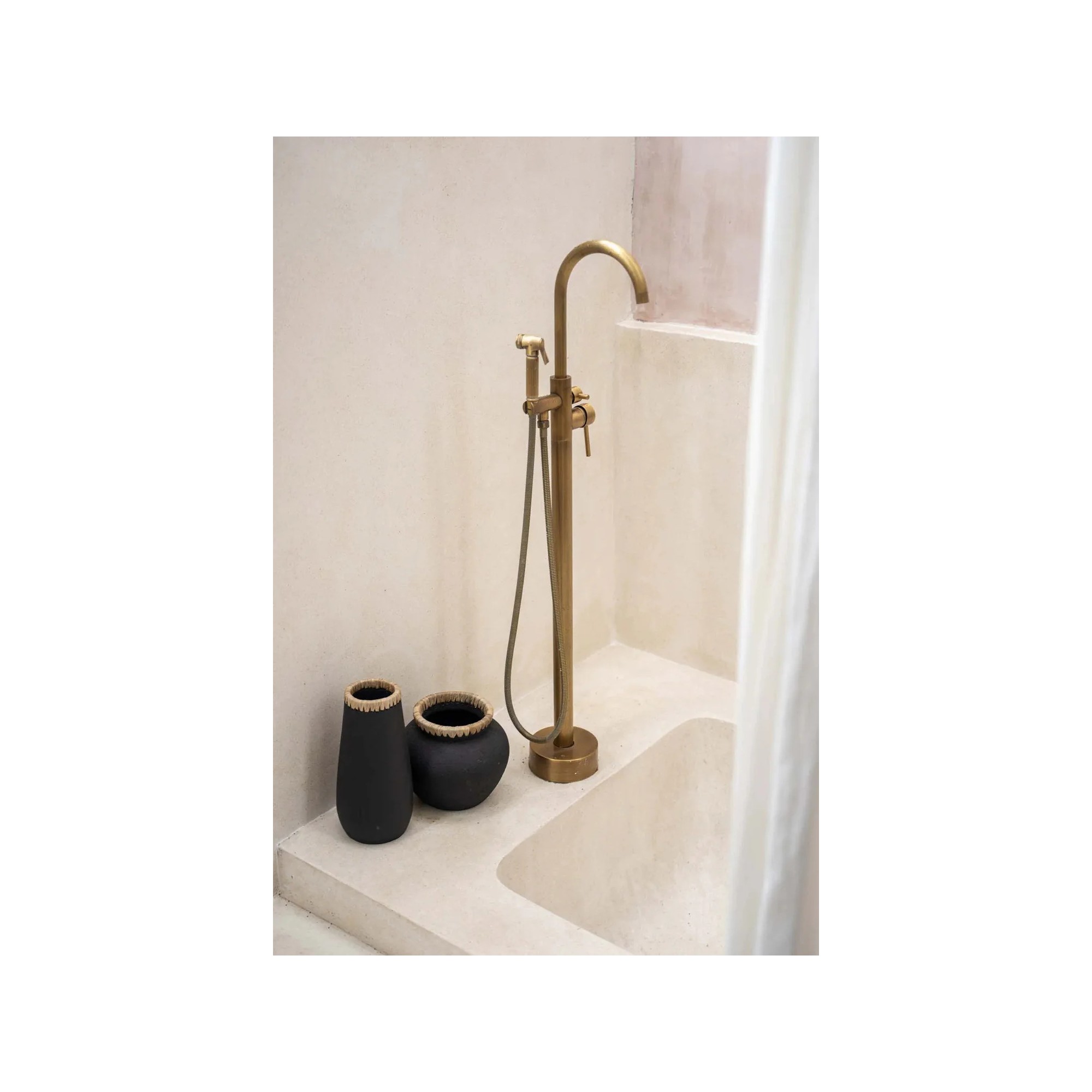 Giulia Grillo VASO STILY NERO NATURALE S