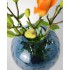 Vaso in vetro con scanalature rotonde blu