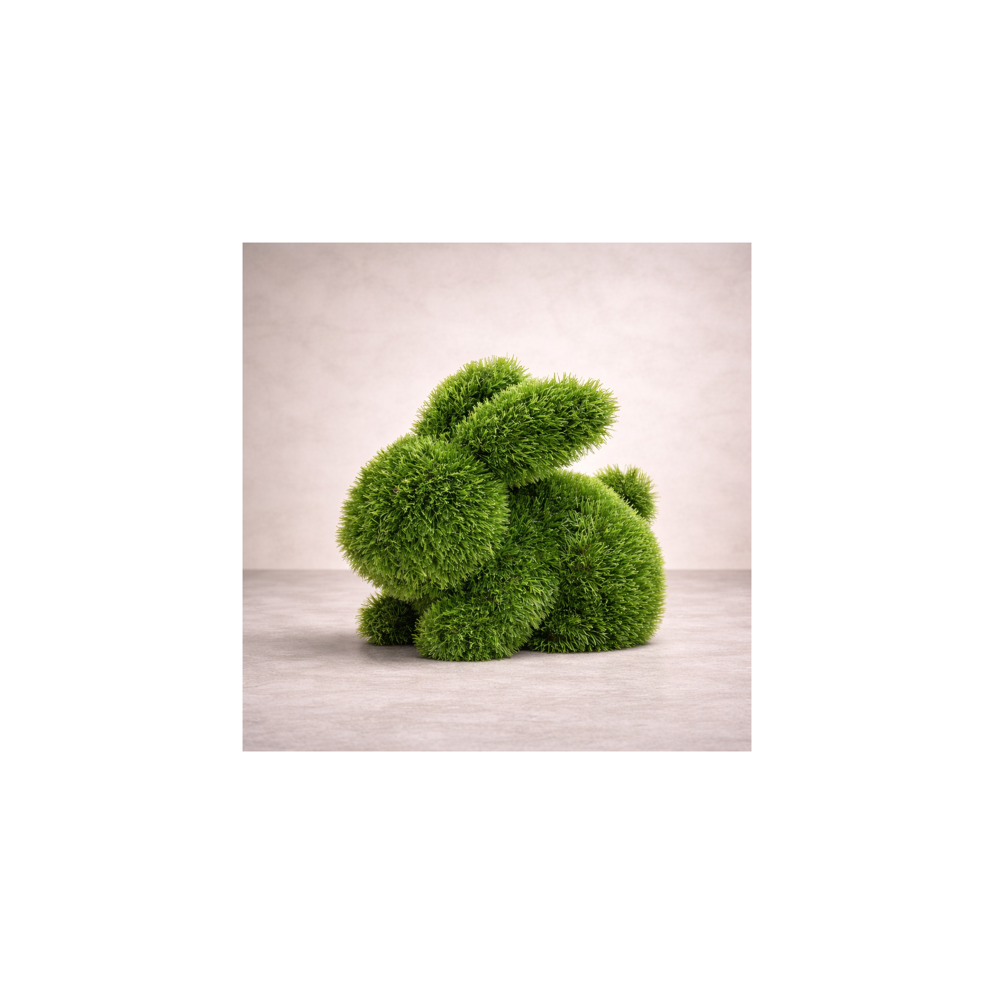 Giulia Grillo Coniglio  In erba sintetica  UVR H 35 cm