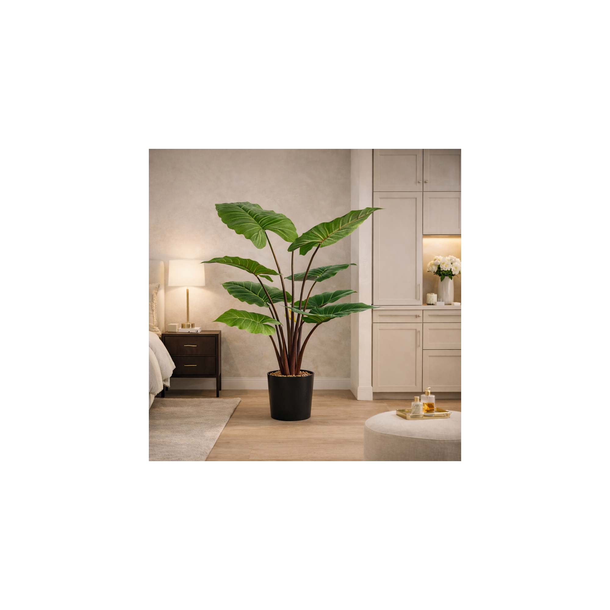 Giulia Grillo Alocasia Macrorrhiza Artificiale Verde, Base con ciottoli 150cm