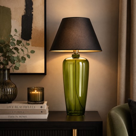 Lampada da tavolo in vetro verde stretta con paralume nero