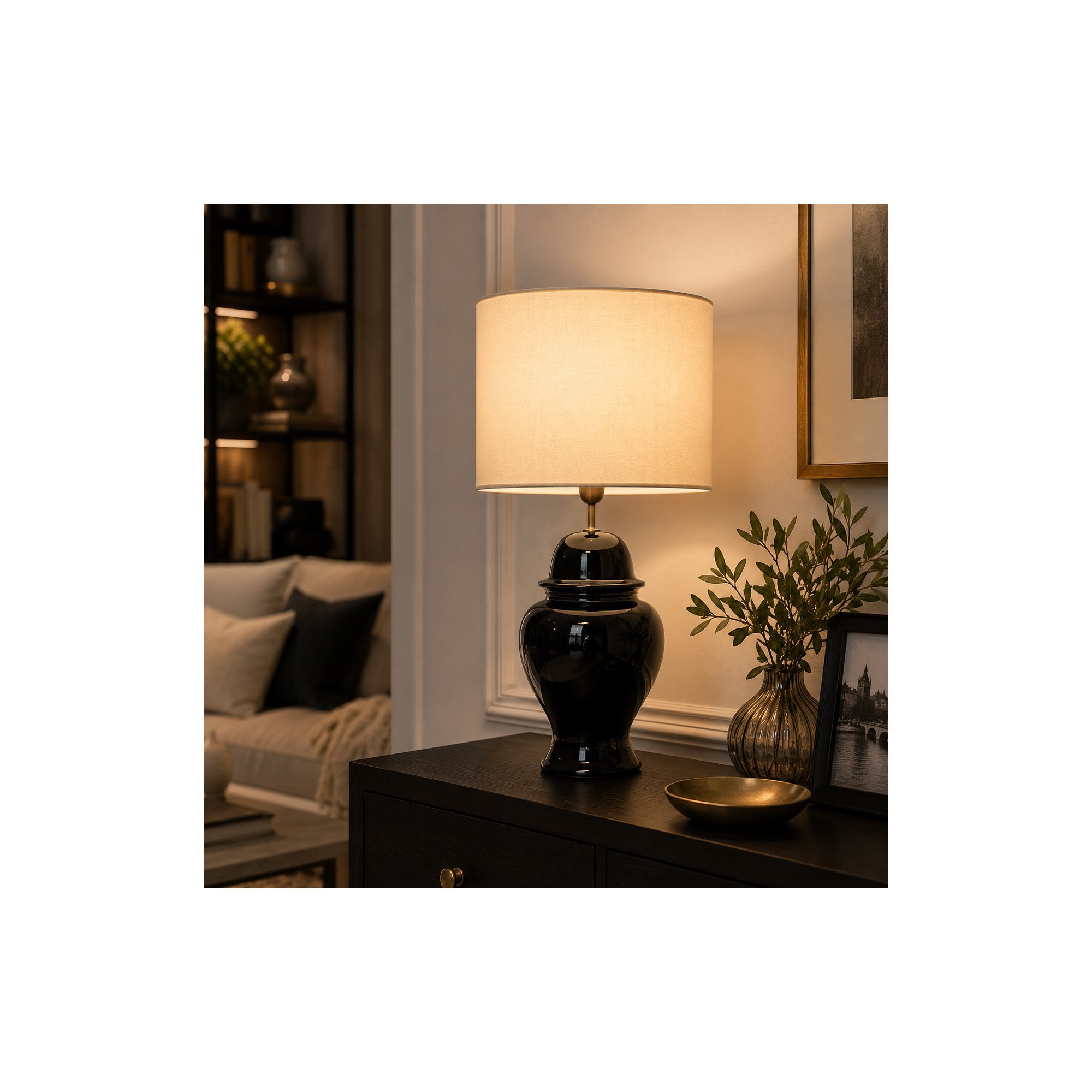 Giulia Grillo Lampada tempio vaso ceramica nera